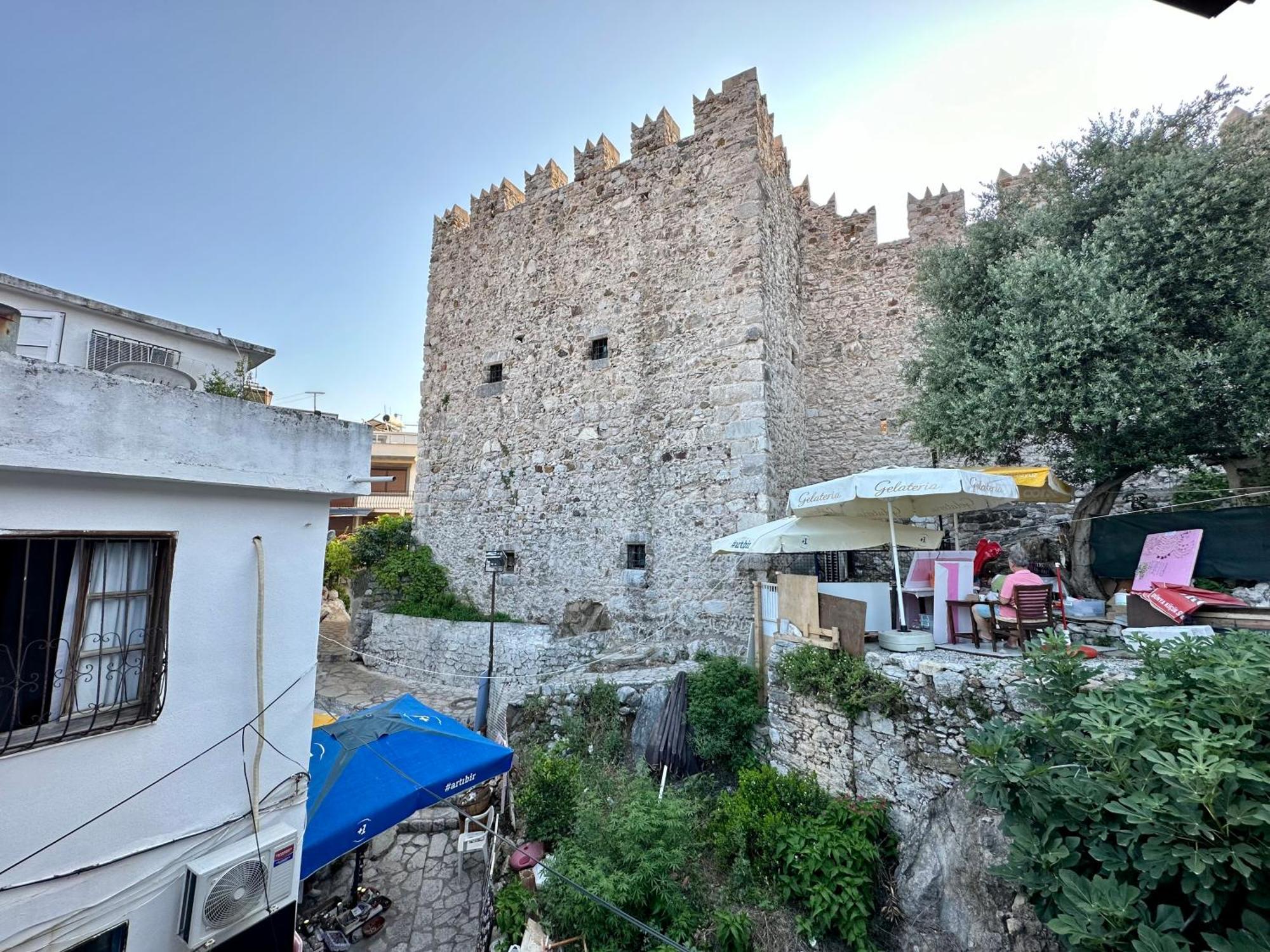 Mustafa Tokalac Castle House Gasthof *